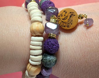 Conjunto de pulseiras para amantes de cavalos, com pingente gravado de cavalo de fogo, pulseira difusora de ametista e pedra vulcânica, presente de autocuidado com óleos essenciais para ela.