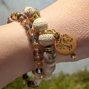 Armbandverspreider, bedel vuurpaard en kruis, geurende lavasteen, miniflacon en Himalayazoutkristallen, aanmoedigingscadeau voor haar