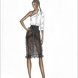 Könnte beinhalten: Modeillustration einer Frau in einem weißen One-Shoulder-Hemd, einem schwarz-weiß gestreiften Korsett und einem transparenten, gerüschten Rock. Das Model trägt schwarze High Heels. Die Zeichnung ist mit "Paula" signiert.