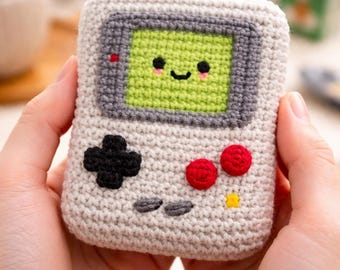 Kawaii Crochet Game Boy Plush, Handmade Retro Console Toy, Cute Gamer Gift, Amigurumi Nintendo Inspired Decor
