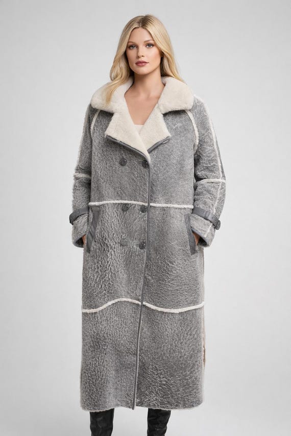Lüks Gri Uzun Shearling Kadın Kaban -Soğuk Günler İçin Şık Koruma