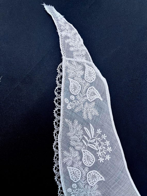 Mid 1800s Whitework Collar - image 3