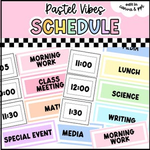 Może przedstawiać: Cyfrowy szablon harmonogramu zatytułowany Pastel Vibes Schedule z tekstem edit in canva & ppt. Zawiera prostokątne etykiety w pastelowych kolorach różowym, żółtym, zielonym i niebieskim z czarnym tekstem dla zajęć takich jak Morning Work, Lunch i Science.