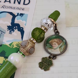 Victorian Irish Lass St Patricks Pen Vintage St Patricks St Patricks Beaded Pen Elegant St Patricks Beaded Pen Green Celtic Pen