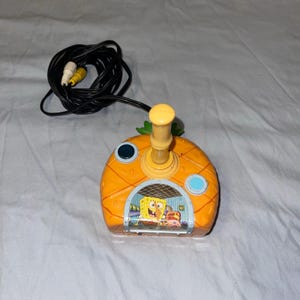 2003年スポンジボブ　ゲーム　コントローラー　ジャンク品ヴィンテージ USA Spongebob Plug and Play - Etsy