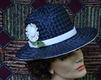 Vintage Navy Diamond Weave Raffia Hat with Raffia Flower