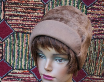 Vintage Tan Fur Felt Cloche Hat