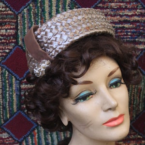 Vintage Tan Plastic Straw Pillbox Hat
