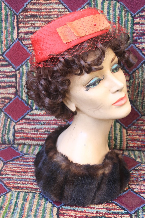 Vintage Red Pillbox Hat with French Veil - image 7