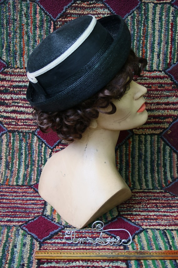 Vintage Navy Blue Straw Boater Hat