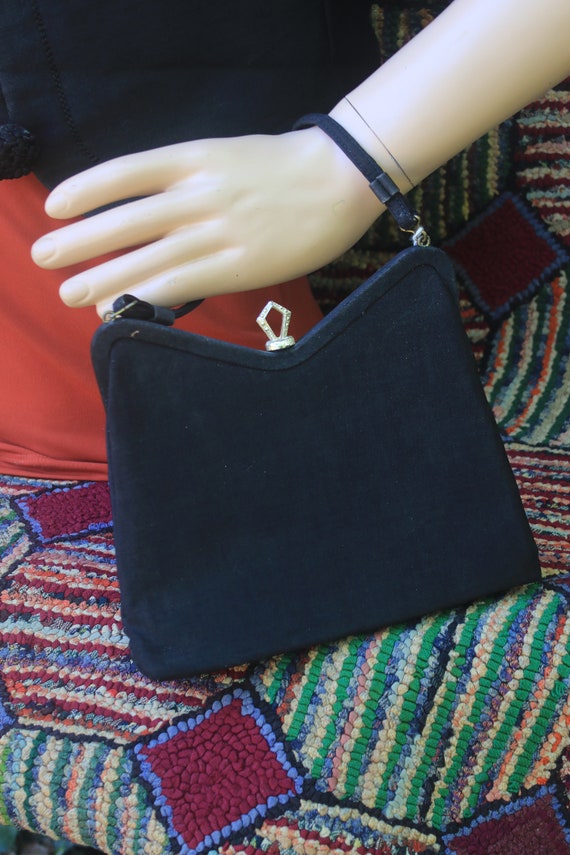 1950s 60s L and M black wool buckle clasp purse – Hemlock Vintage