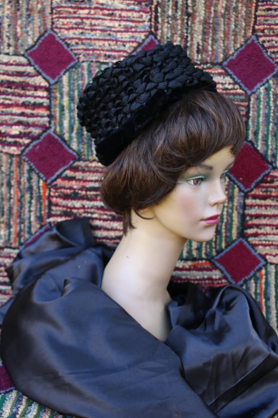 Vintage Black Woven Pillbox Hat