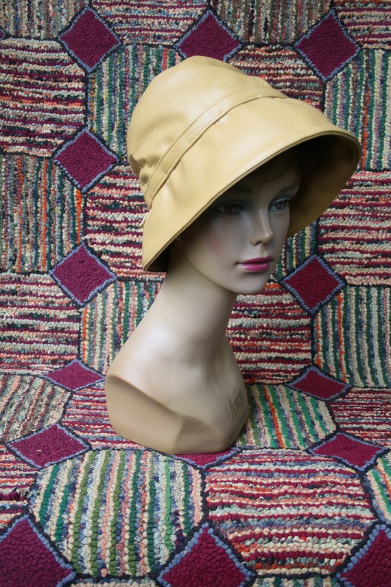 VintageTan Pleather Bucket Hat with Split Back