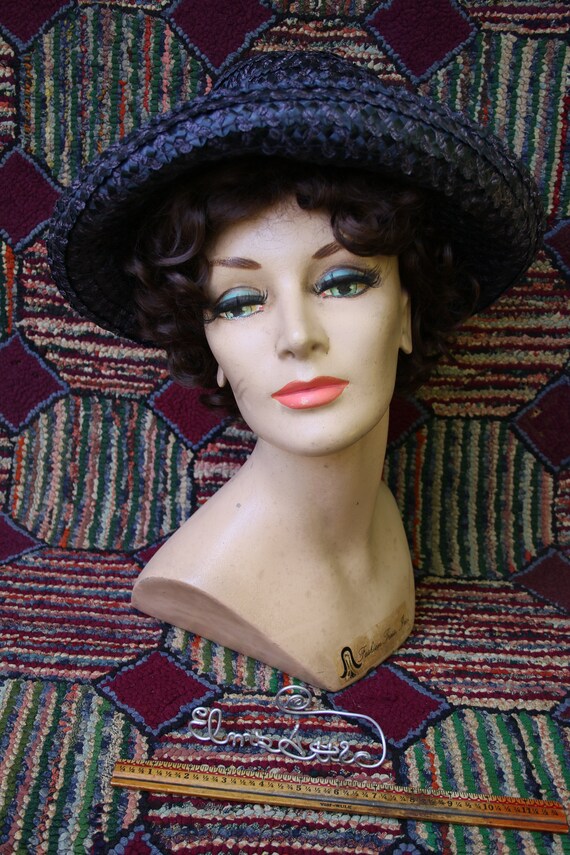 VIntage Two Tone Navy Straw Boater Hat Gem
