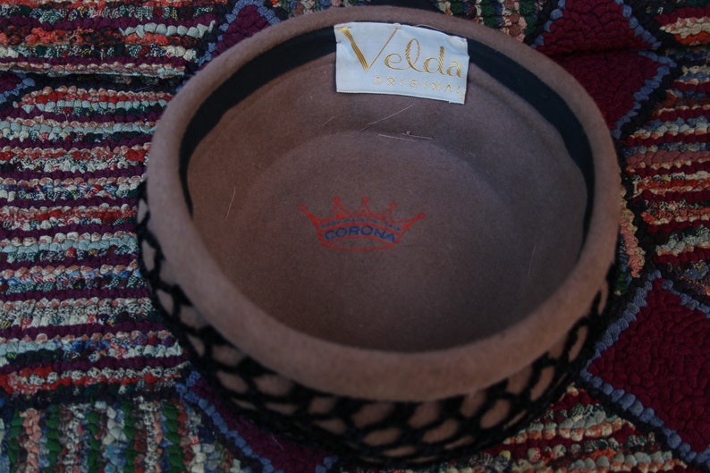 VIntage Tan Pillbox Hat afbeelding 8