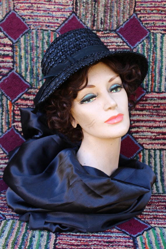 Vintage Black Straw Hat with Grosgrain Trim