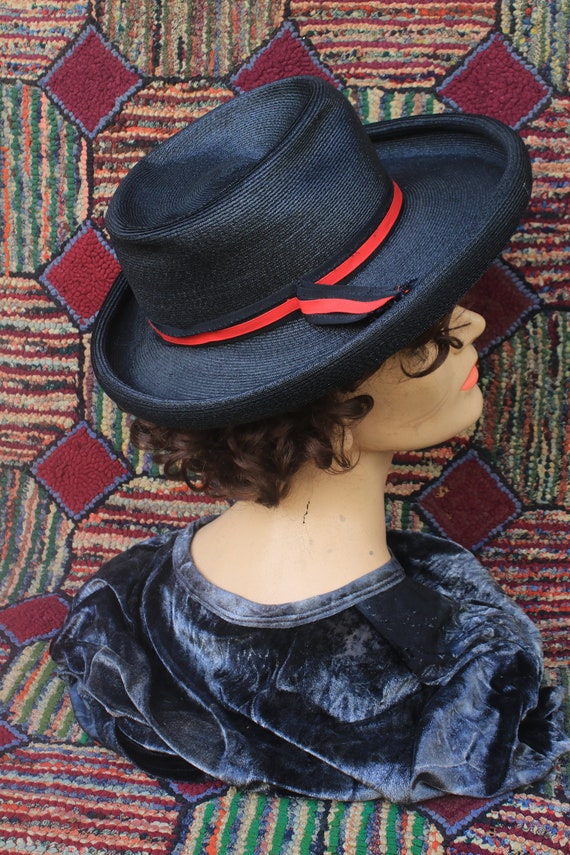 Vintage Black Straw Upturn Brim Hat with Red Trim