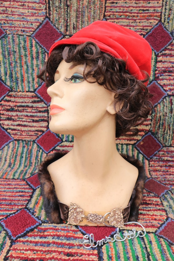 Vintage Velvet Newsboy Cap - image 1