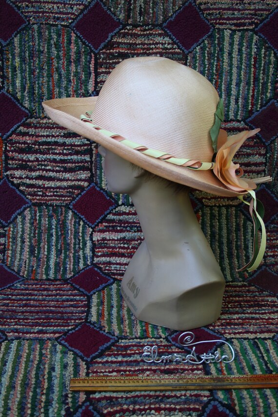 Vintage Peach Straw Hat with Poppy Trim - image 4