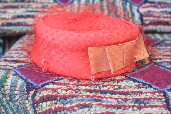 Vintage Red Pillbox Hat with French Veil - image 9