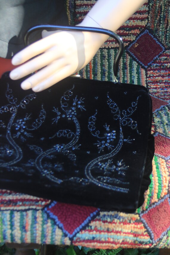 Vintage Black Velvet Beaded Handbag - image 2