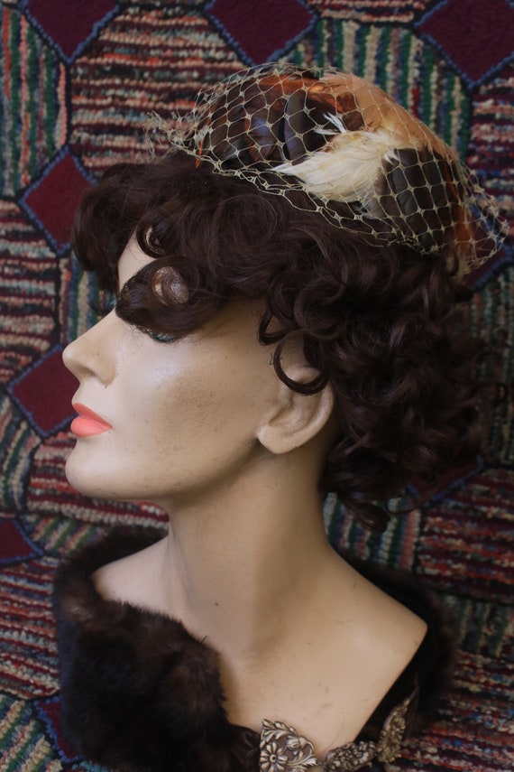 Vintage Feather Covered Pillbox Hat - image 4