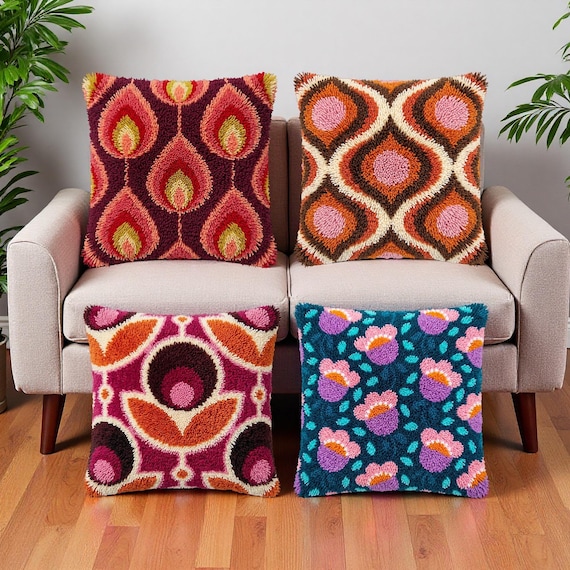 Retro 70s Latch Hook Pillow Kit Ogee Wave Diamond Drop  Modern Living Room Decor