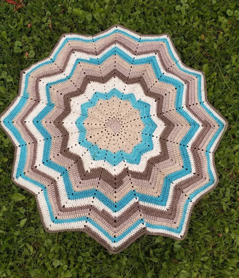 Cake Pop 12-Point Star Afghan Lapghan