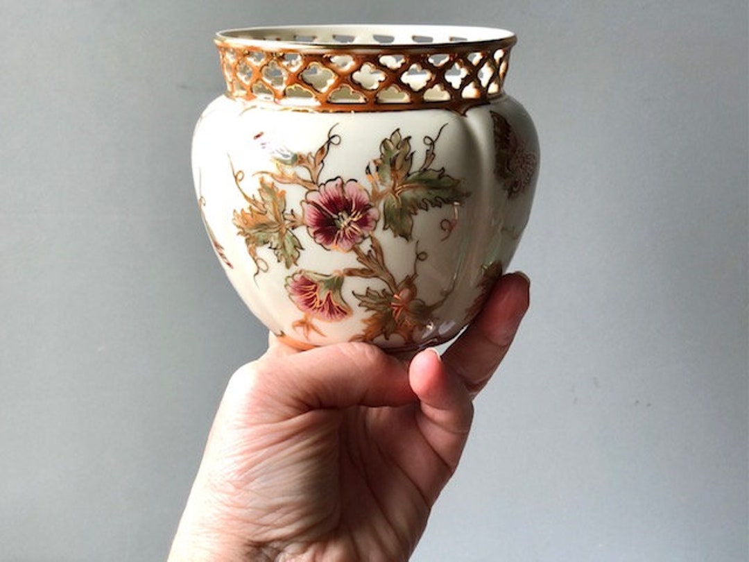 Zsolnay Hungarian Hand Painted Porcelain With Gold.pecs Hungary