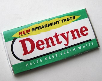 Pacote de amostra de chiclete Dentyne Adams sabor hortelã, vintage dos anos 50/60, lacrado.