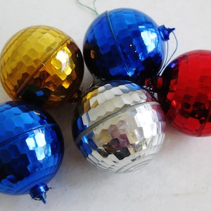 5 Vintage 60s JewelBrite Style Plastic Reflector Christmas Tree Ornaments