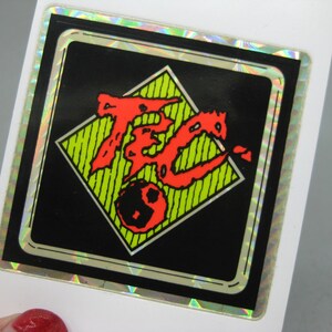 Puede incluir: Un letrero de madera r&uacute;stica con la frase "Welcome to our home" en letras blancas. El letrero presenta un acabado envejecido, ideal para la decoraci&oacute;n de la entrada.