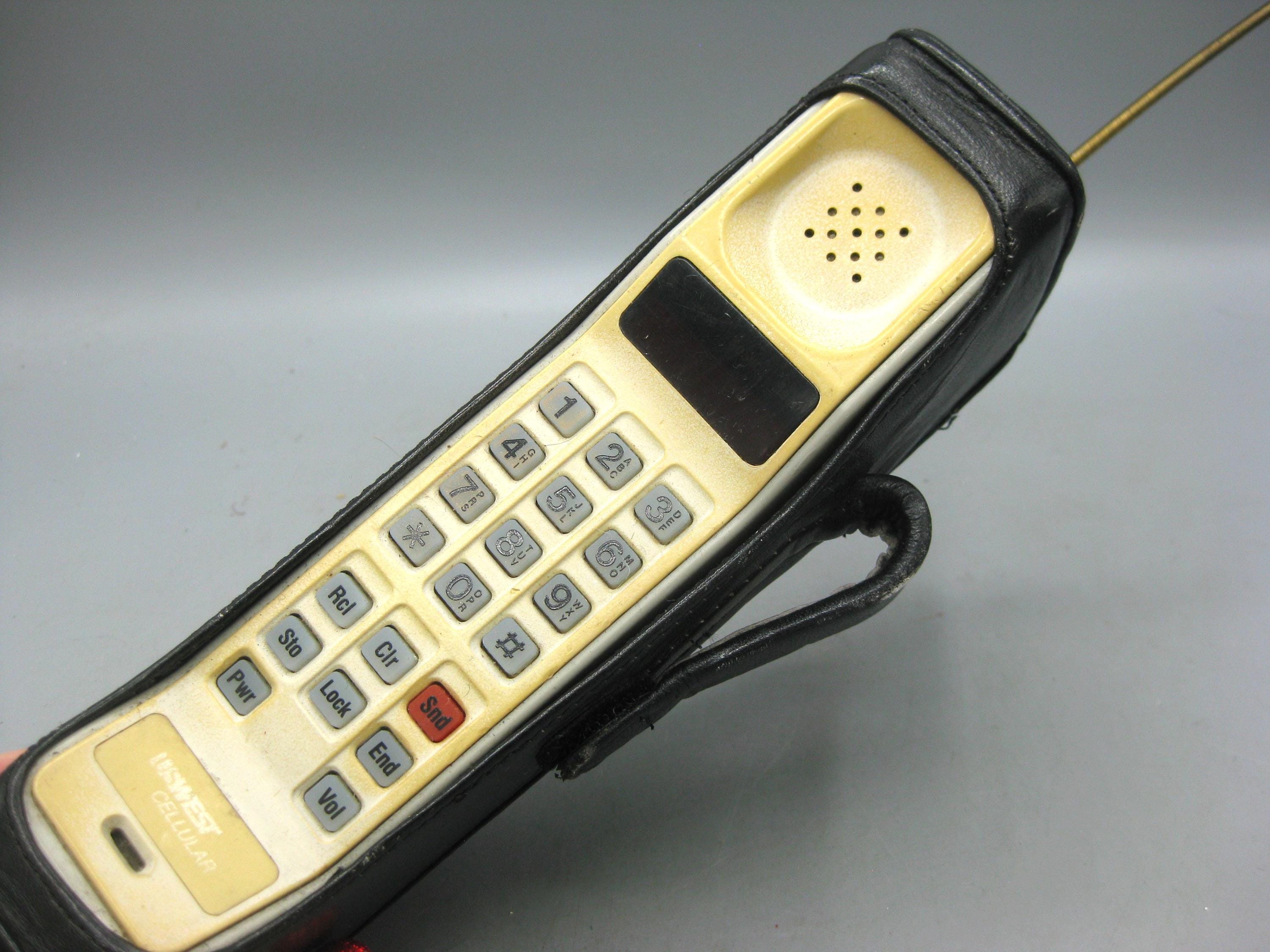 【箱付き・美品】Motorola ブリックフォン【1992年モデル】 Vintage 90s Motorola Brick Phone - Etsy
