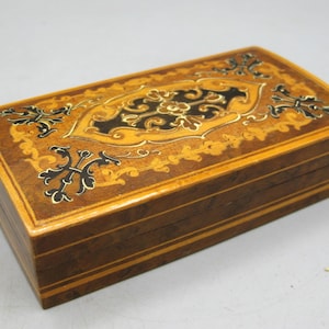 Vintage Italian Inlaid Wood Marquetry Trinket Stash Box