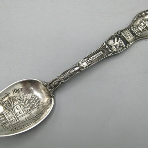 Vintage Sterling Silver Abraham Lincoln Home Springfield Illinois Souvenir Spoon