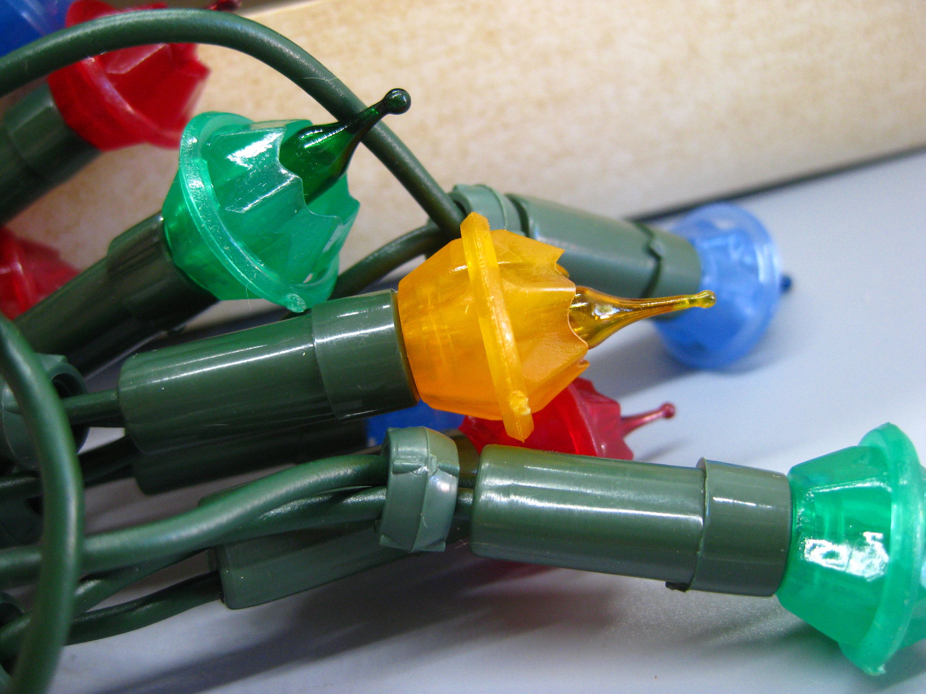 18 Vintage GE Merry Midget Tiara Christmas Tree String Light Bulb