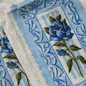 3pc Set Vintage 60s 70s Blue Roses Floral Terrycloth Cotton Terry Cloth Hand Fingertip Bathroom Towels