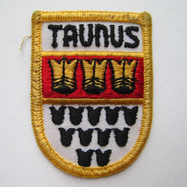 Vintage Taunus Hesse Germany Coat of Arms Embroidered Souvenir Jacket Patch