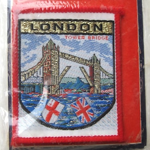 Vintage London England Tower Bridge Embroidered Blue Felt Souvenir Jacket Patch
