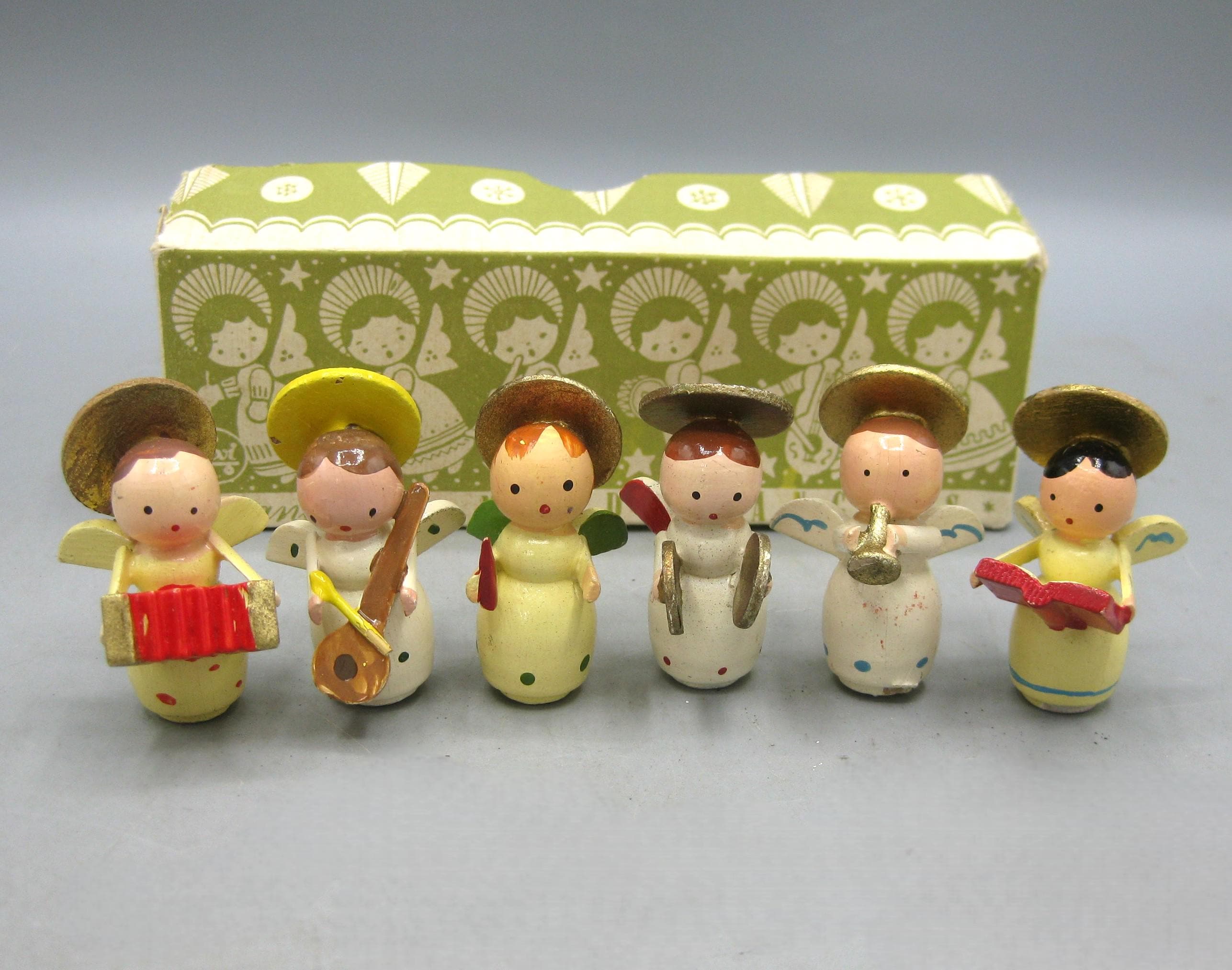 Anri Santa - Etsy