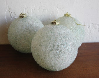 3 Large 50s White Crystal Ice Plastic Green Glitter Christmas Tree Ball Ornaments