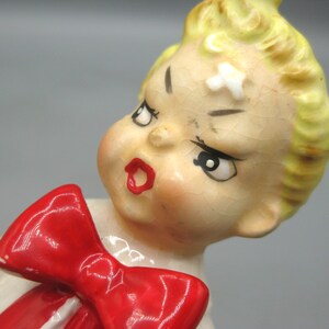 Vintage 50-tals Josef Originals Keramik Blond Julkörpojke Figurin Näveslagsmål