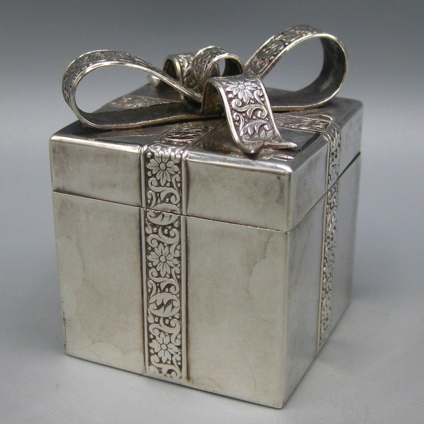 Vintage 1989 Nordstrom Silver Plate Gift Christmas Ornament Box