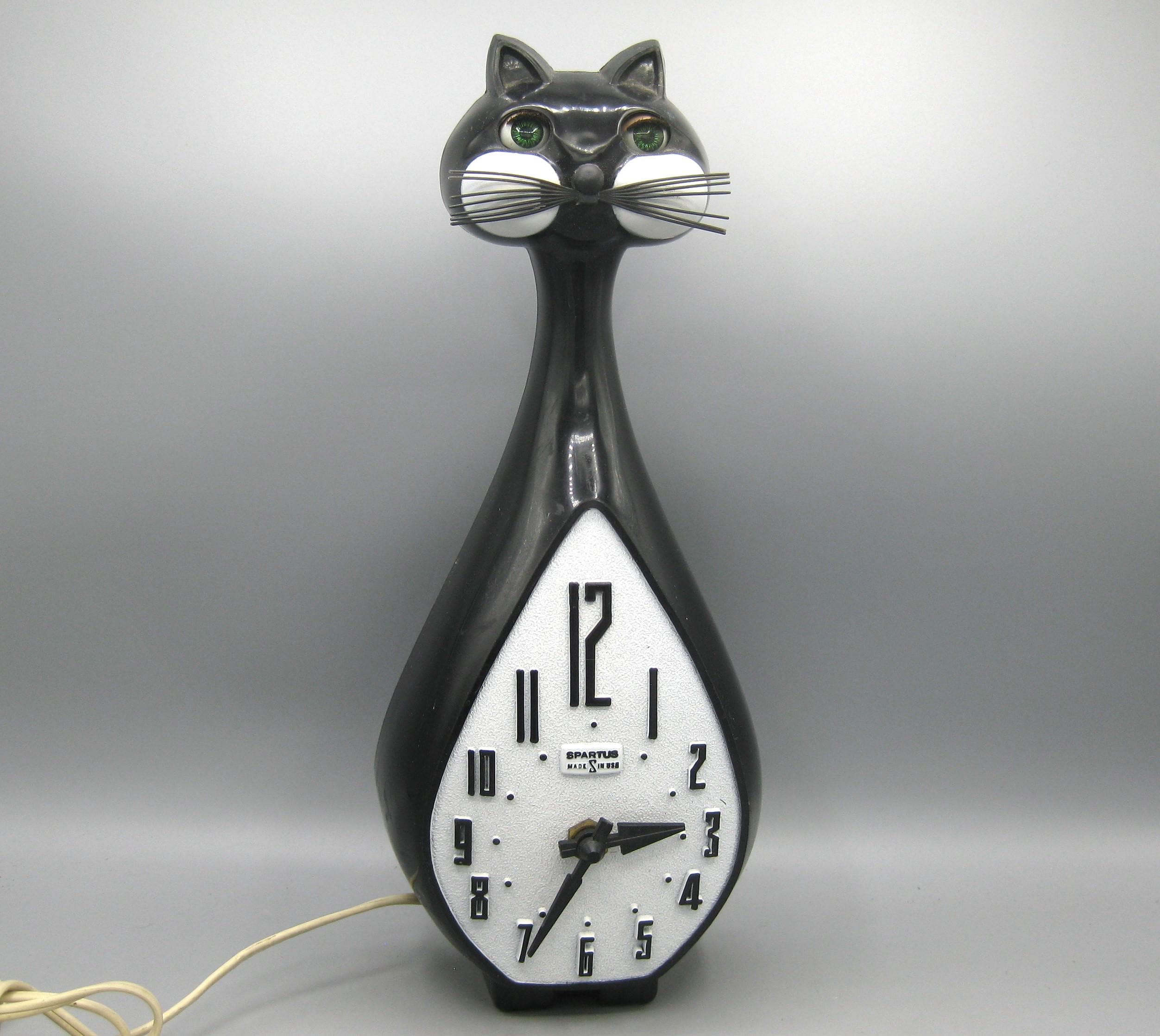 Vintage Spartus Black Cat Electric Novelty Mechanical Wall Clock