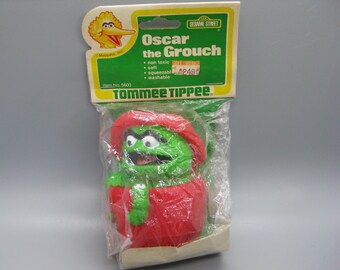 Giocattolo bambola vintage Sesame Street Muppets Oscar the Grouch Squeaker Squeaky degli anni '80