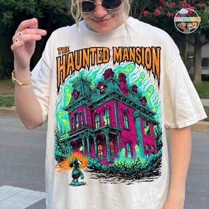 Koszulka z nawiedzonym dworem Disneyland, koszulka z kolorowymi nadrukami Disneyland na Halloween, koszulka z okazji imprezy Disneyland Not So Scary Halloween Party 2026 zdjęcie 3