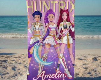Toalla de playa Kpop Demon Huntrix con nombre personalizado, linda toalla de piscina de anime Rumi Mira Zoey, toalla de piscina de anime con nombre personalizado, lindo regalo para fans del Kpop