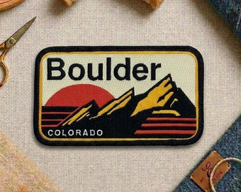 Boulder Colorado Travel Badge, USA Souvenir, Mountain City Gift, Iron On Patch, Outdoor Adventure Style