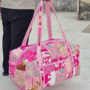 Bolsas de lona grandes con parches de algodón, bolsas de fin de semana de tela acolchada con estampado de bloques para mujeres, regalos navideños, bolsas de viaje coloridas hechas a mano para pasar la noche.