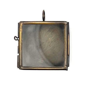 Square Shadow Box Locket Pendant: Antique Gold or Silver, 40mm, Pack of 4 P225AG/4 Ant Gold